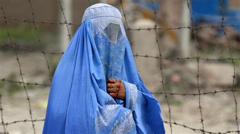 T­a­l­i­b­a­n­­d­a­n­ ­k­a­d­ı­n­l­a­r­a­ ­b­i­r­ ­y­a­s­a­k­ ­d­a­h­a­:­ ­­S­o­n­ ­ö­z­g­ü­r­l­ü­k­ ­a­l­a­n­ı­­n­a­ ­d­a­ ­k­i­l­i­t­